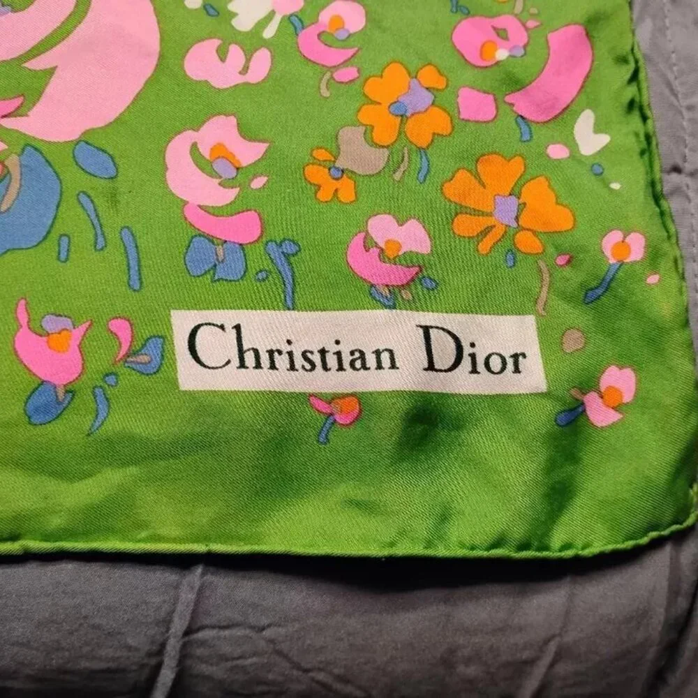 ❤️Rare CHRISTIAN DIOR France Multi Color 100% Silk Hand Rolled Forward Hem Scarf - Picture 3 of 7